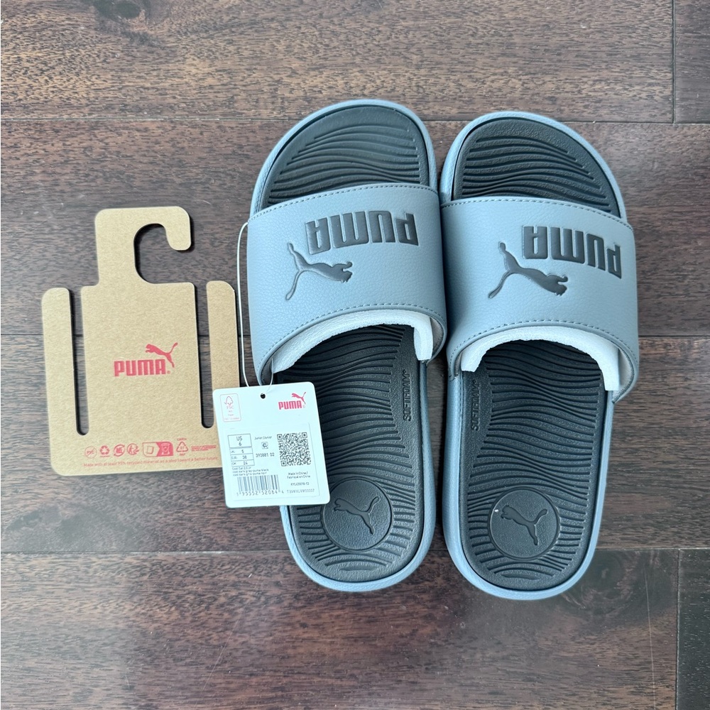 NWT Puma Kids Black and Gray Slide Sandals (6Y)